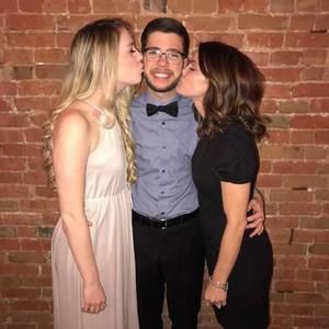 Meet your Posher, Drew